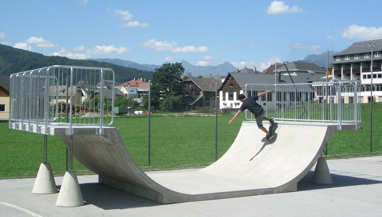 Beton Skate-Pipe in Standardaufstellung
